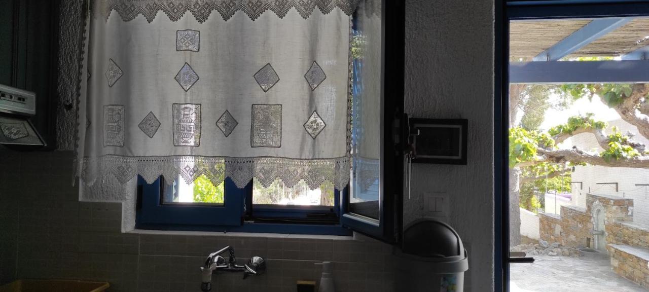 Chrysa'S Cottage House كاريستوس المظهر الخارجي الصورة